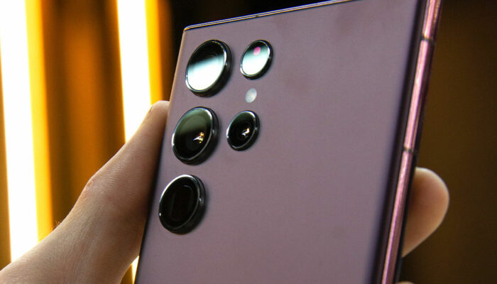 Get the new Samsung Galaxy S22 with AT&T offers