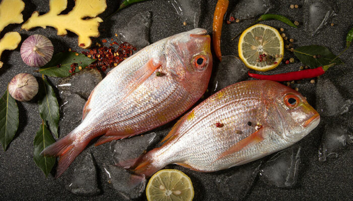 Dry eyes – 5 foods that can help in managing the symptoms