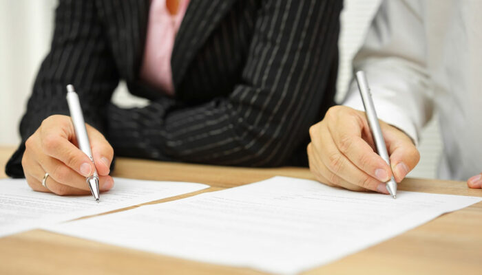 10 mistakes that affect divorce settlements and custody battles