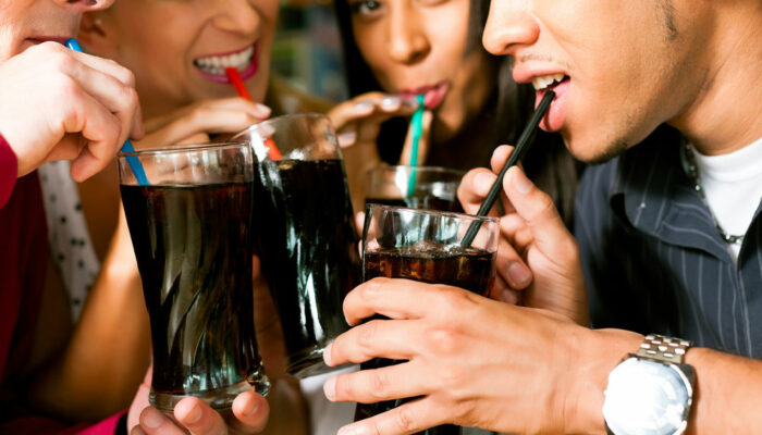5 ways consuming sugary soda affects one’s health