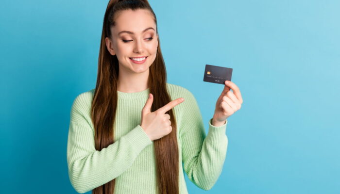 4 mistakes to avoid when applying for debit cards online